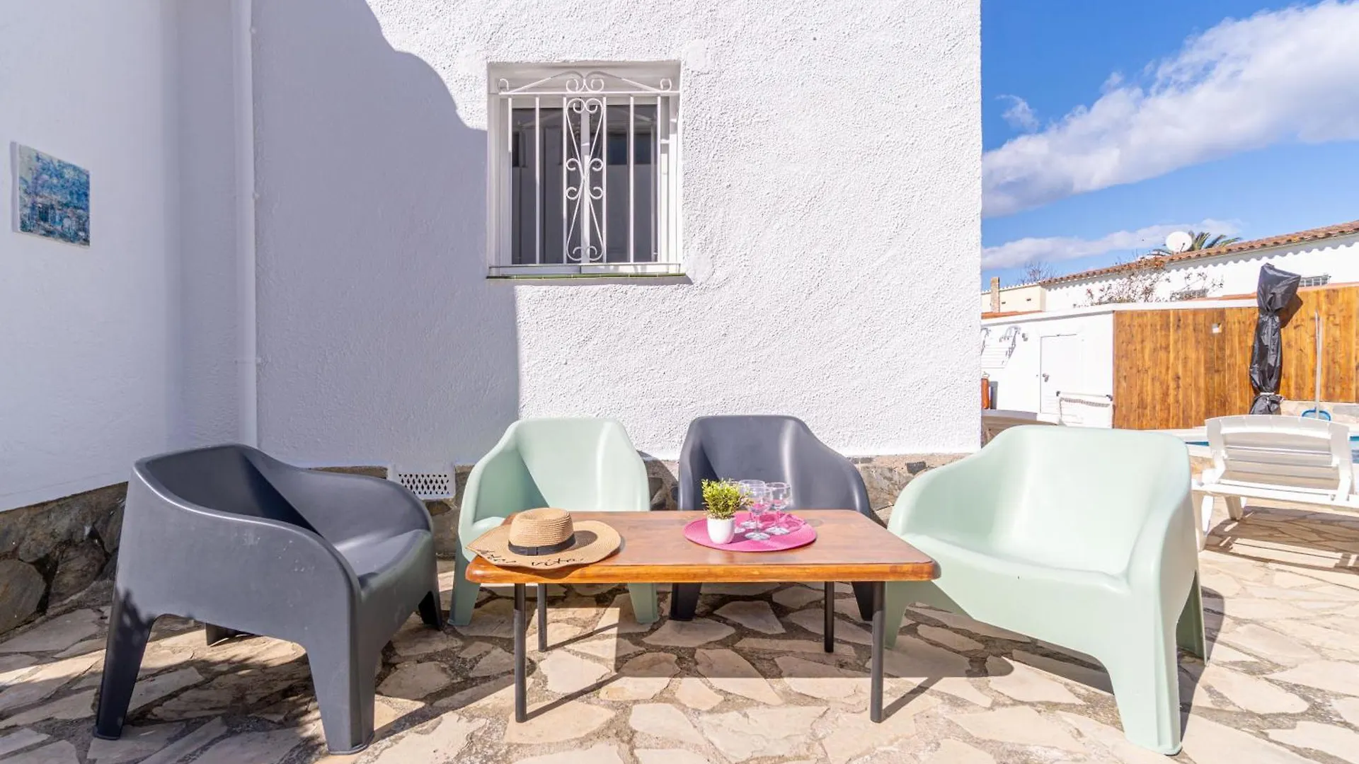 Villa Apart-Rent Casa Alberes 0009 Empuriabrava Spain